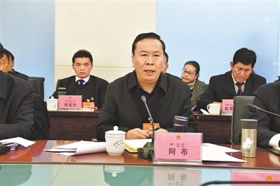 昌都市委书记阿布维护稳定实现八大转变