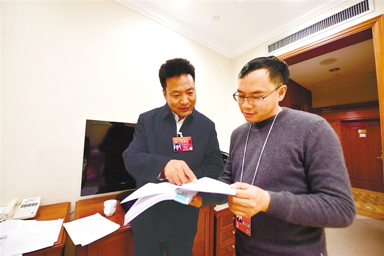 zhouh936_s.jpg